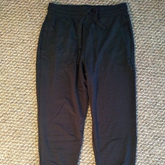 NWT Fabletics Luxe Terry Jogger (Black) - Picture 1 of 5